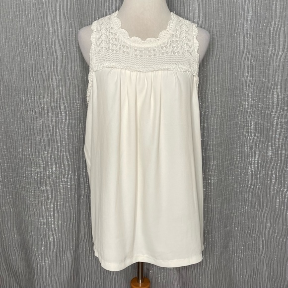 Ann Taylor crochet yoke tank - Picture 1 of 6